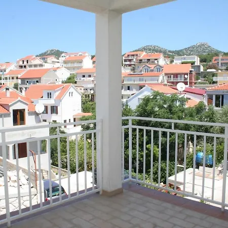 With A Parking Space Hvar - 4593 Appartement Hvar Town